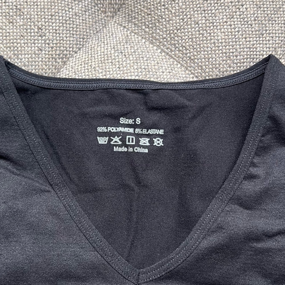 ***NWT**** Bundle Pack Bodysuits - Picture 8 of 12